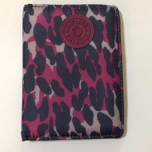 Kipling - passport holder